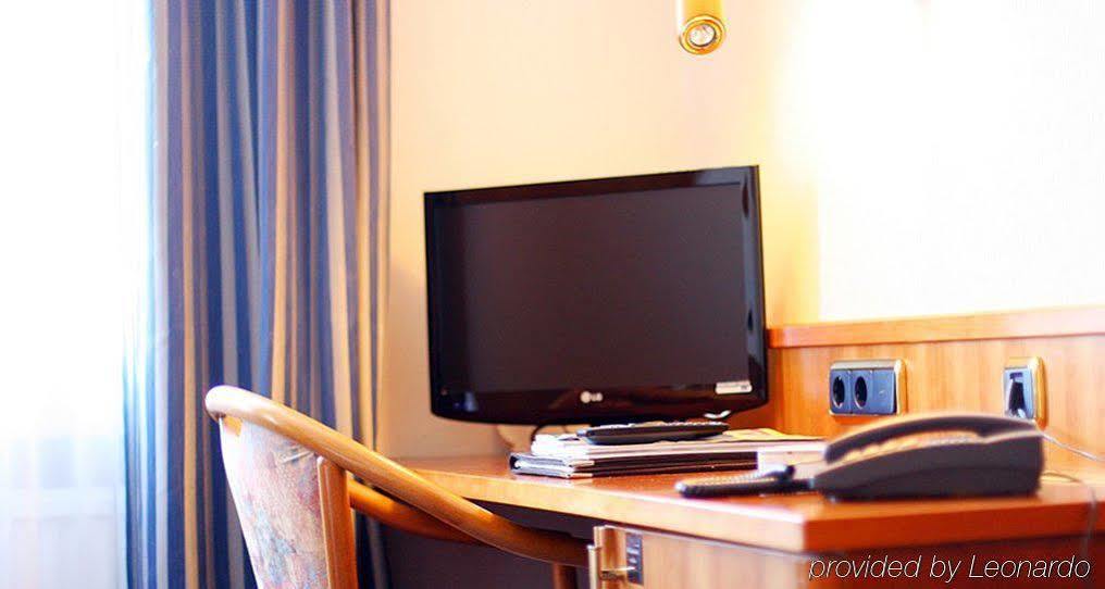 Hotel Ilbertz Garni Cologne Exterior photo