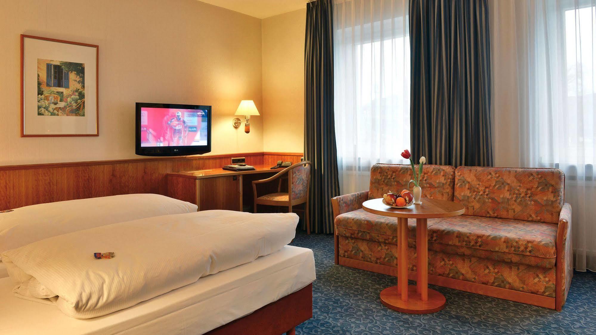 Hotel Ilbertz Garni Cologne Exterior photo